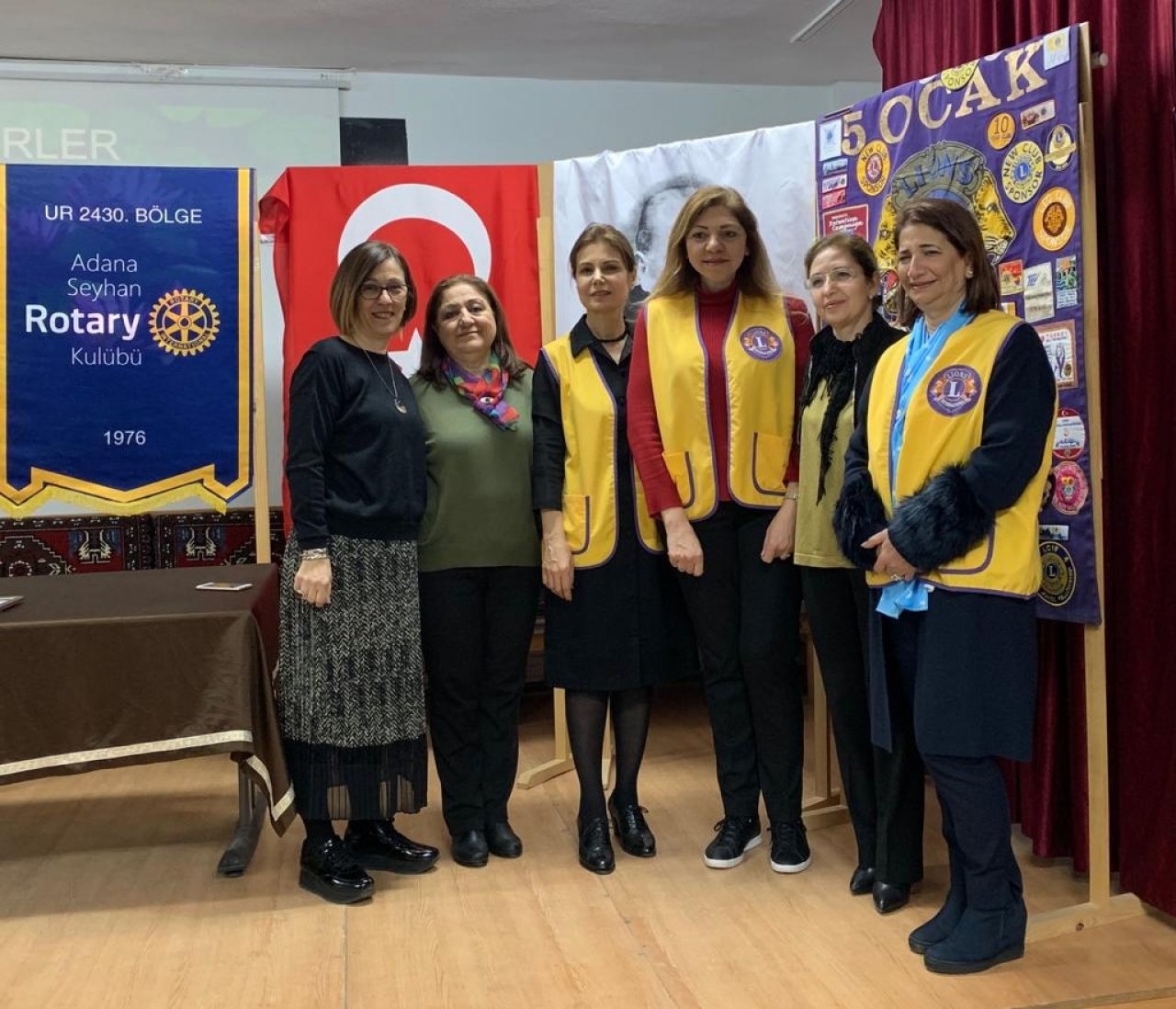 5 Ocak Lions Klübü ile ADANA Sevim Tekin Anadolu Lisesinde STK Ortak Toplantı