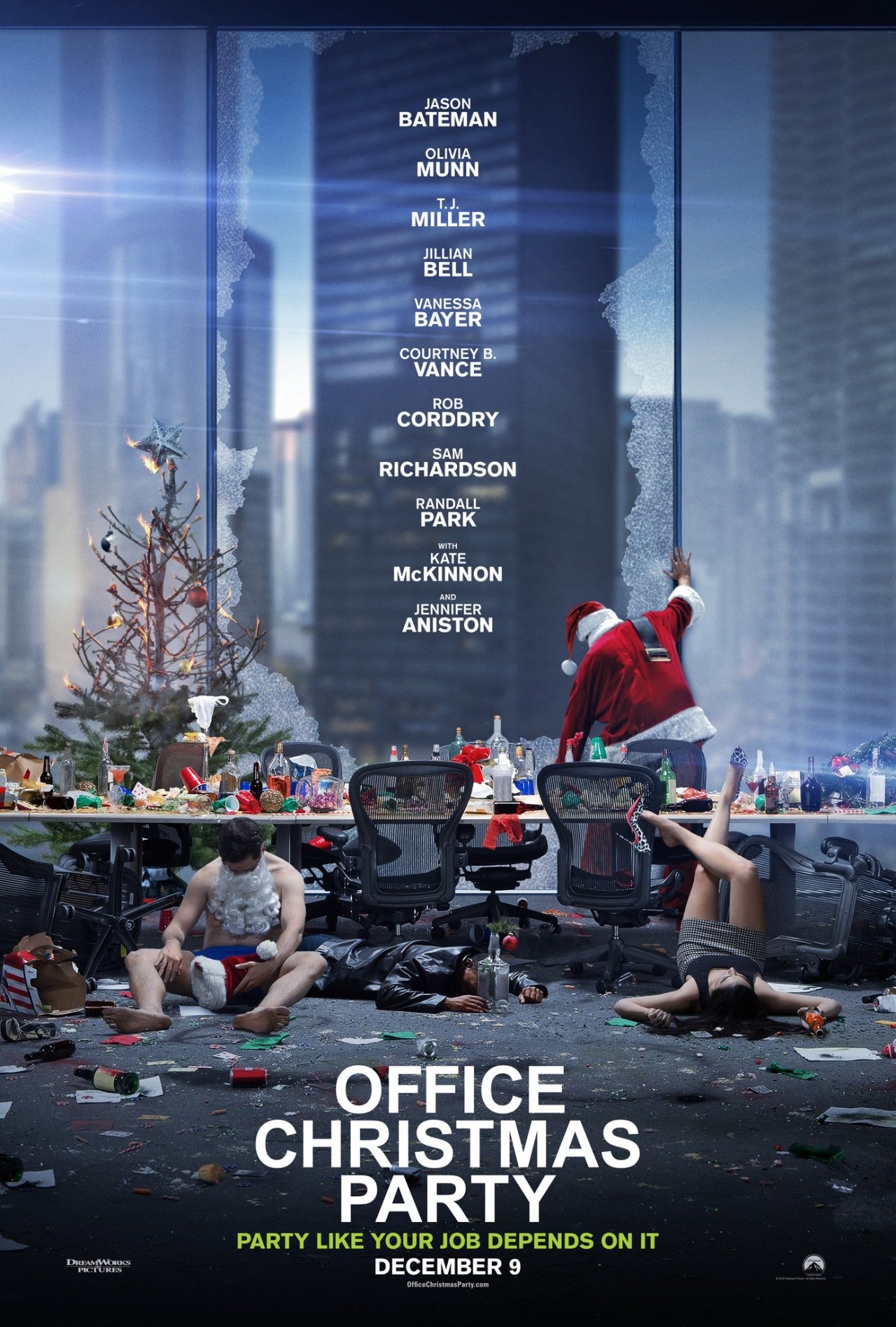 HAFTANIN FİLMİ : ÇILGIN OFİS PARTİSİ ( OFFICE CHRISTMAS PARTY )