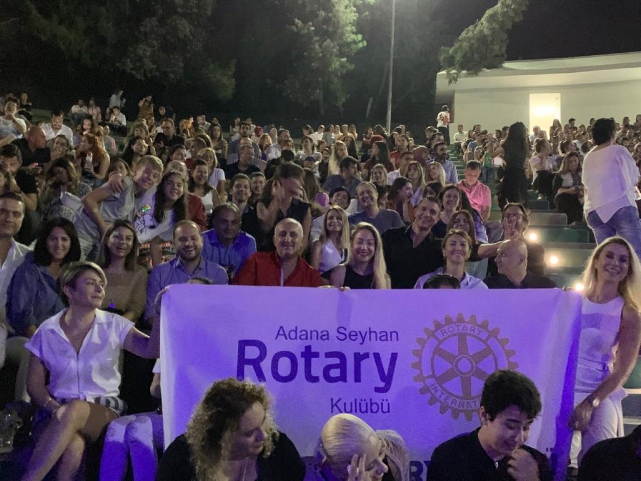 Seyhan Rotary Yaşar Konseri̇nde